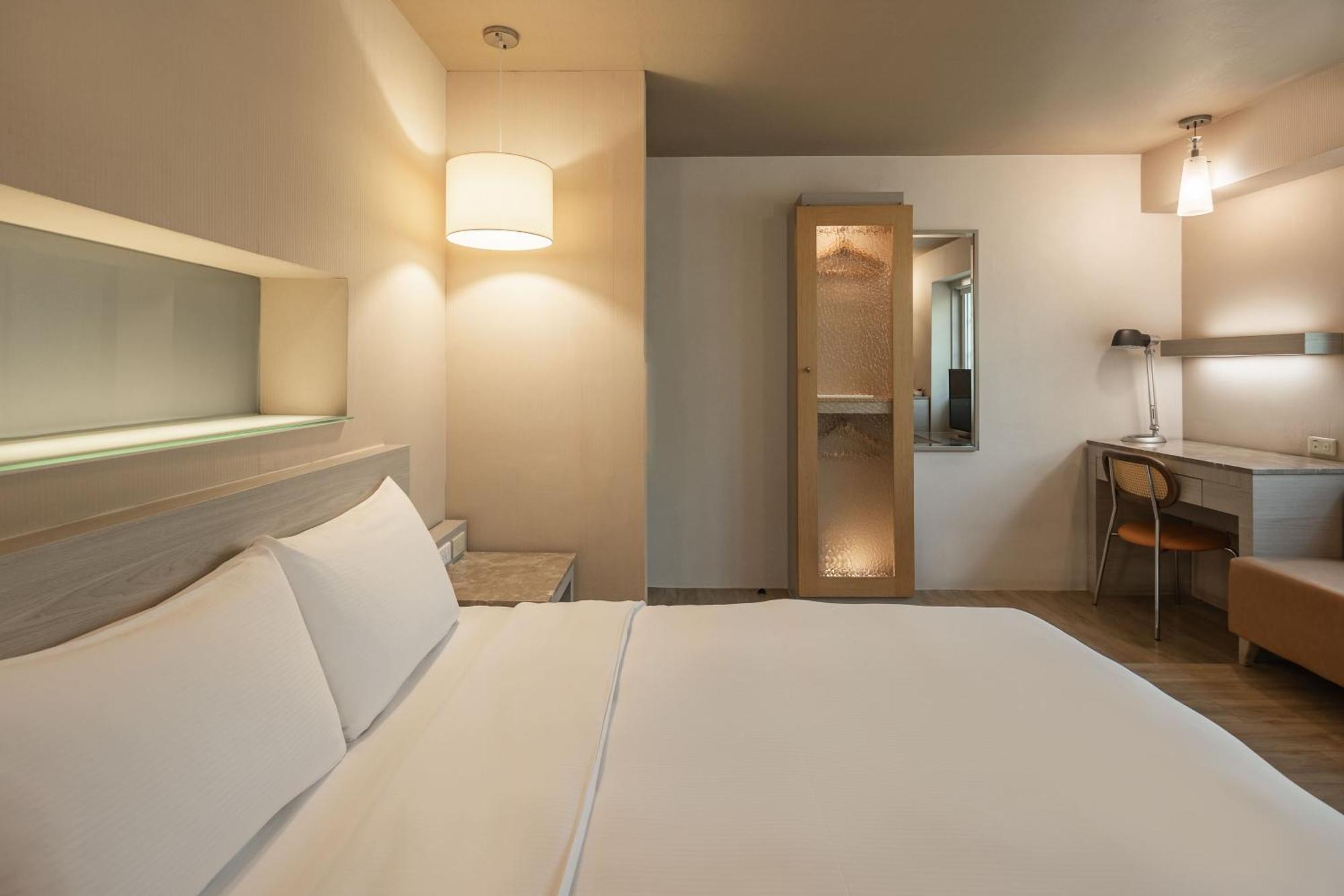 Kindness Hotel - Hanshen Kaohsiung Pokój zdjęcie