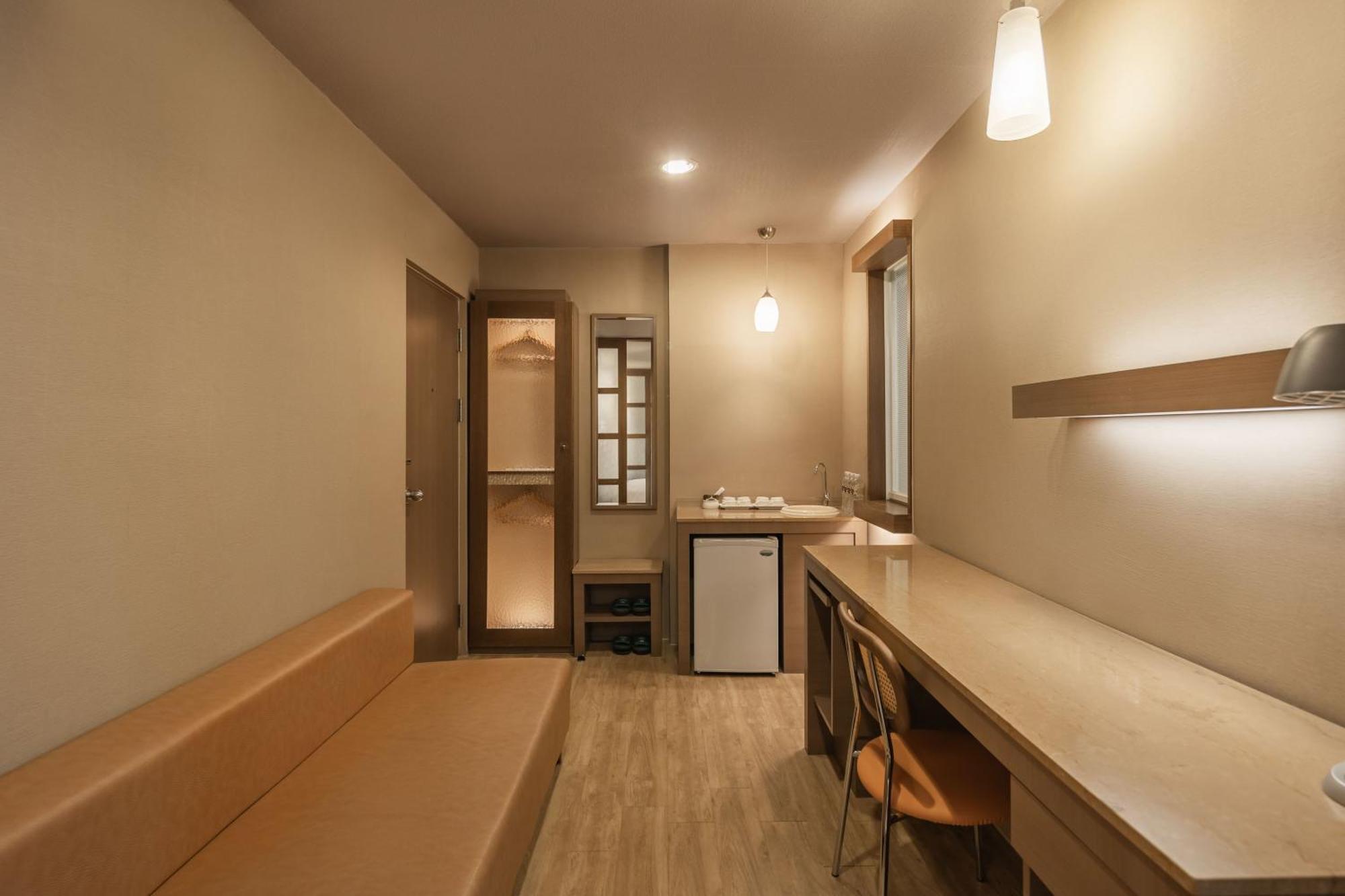 Kindness Hotel - Hanshen Kaohsiung Pokój zdjęcie