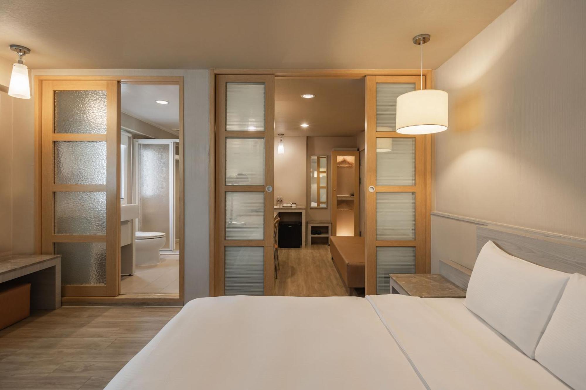 Kindness Hotel - Hanshen Kaohsiung Pokój zdjęcie