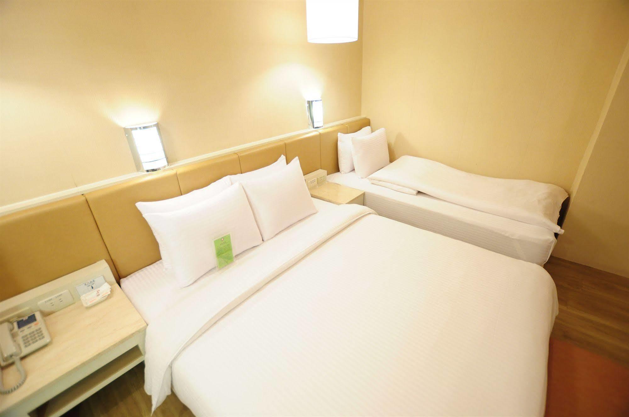 Kindness Hotel - Hanshen Kaohsiung Zewnętrze zdjęcie