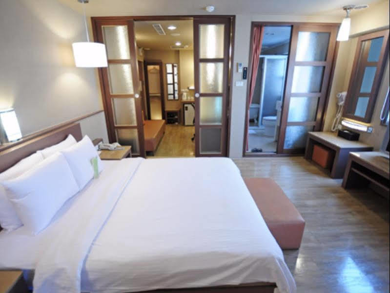 Kindness Hotel - Hanshen Kaohsiung Zewnętrze zdjęcie